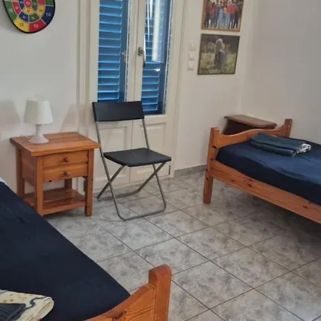 Popi's -traditional House Parikia (Paros)