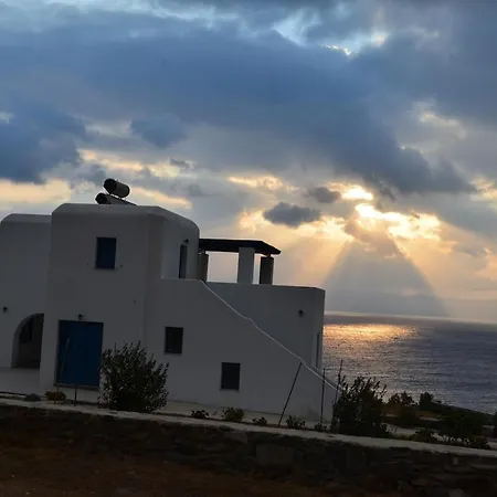 Popi's -traditional House Parikia (Paros)